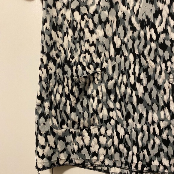 Banana Republic leopard dress - Picture 3 of 3